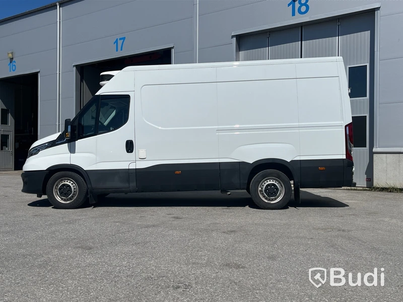 Kylbil Iveco Daily 35S14 -2022 | Carrier kylaggregat | Endast 1798mil