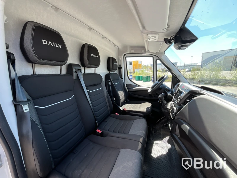Kylbil Iveco Daily 35S14 -2022 | Carrier kylaggregat | Endast 1798mil