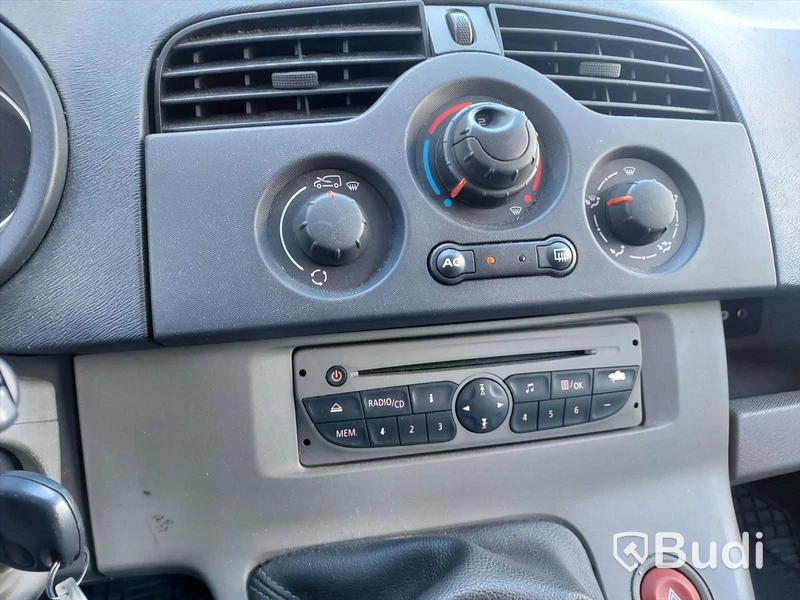 Renault Kangoo Express II 1.5 dCi Skåp (70hk) - 2011 reparationsobjekt!