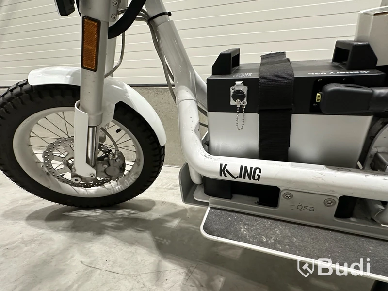 YW2C2M105NT000572 BUKK-MOTOR | Unik i sitt slag | Lätt-Motorcykel Cake ÖSA PLUS CR 2022 | REGNR; BKE02E | Makka Display, inkl. laddare.