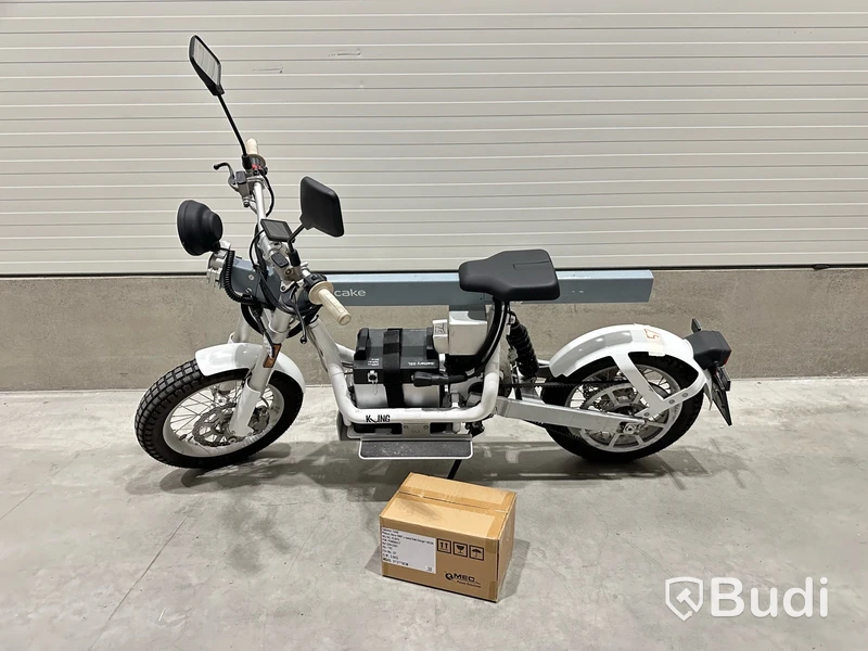 YW2C2M105NT000572 BUKK-MOTOR | Unik i sitt slag | Lätt-Motorcykel Cake ÖSA PLUS CR 2022 | REGNR; BKE02E | Makka Display, inkl. laddare.