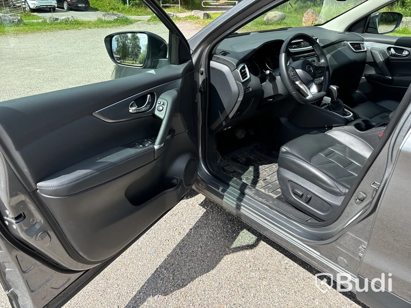 Nissan Qashqai 1.3 DIG-T  DCT (160hk), -2021