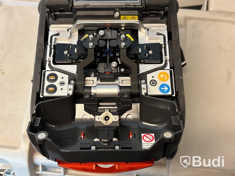 Fibersvets Sumitomo Type-72C+, -2022 med mycket tillbehör.