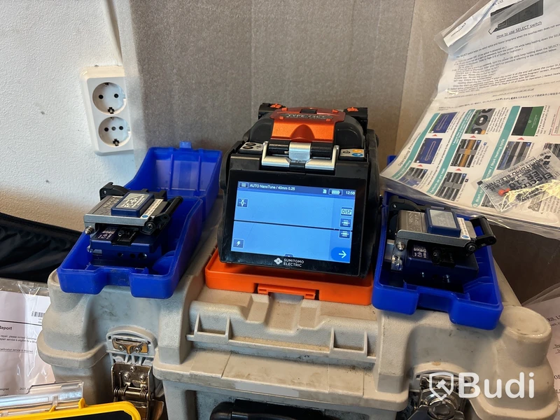 Fibersvets Sumitomo Type-72C+, -2022 med mycket tillbehör.