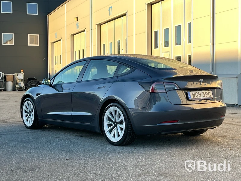 Tesla Model 3 Long Range, -2021 | Dragkrok