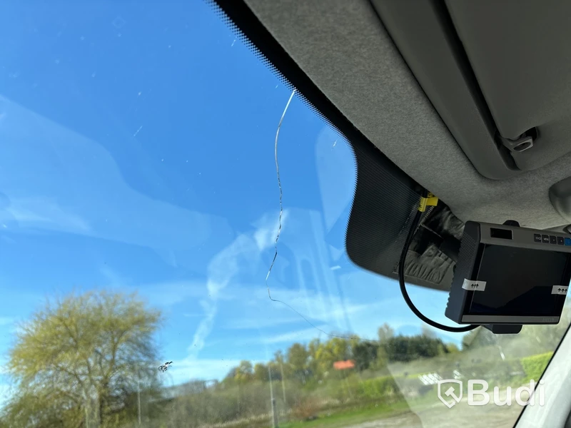 Kylbil Volkswagen Crafter 35 2.5 TDI (163hk) med bakgavellyft, - 2011