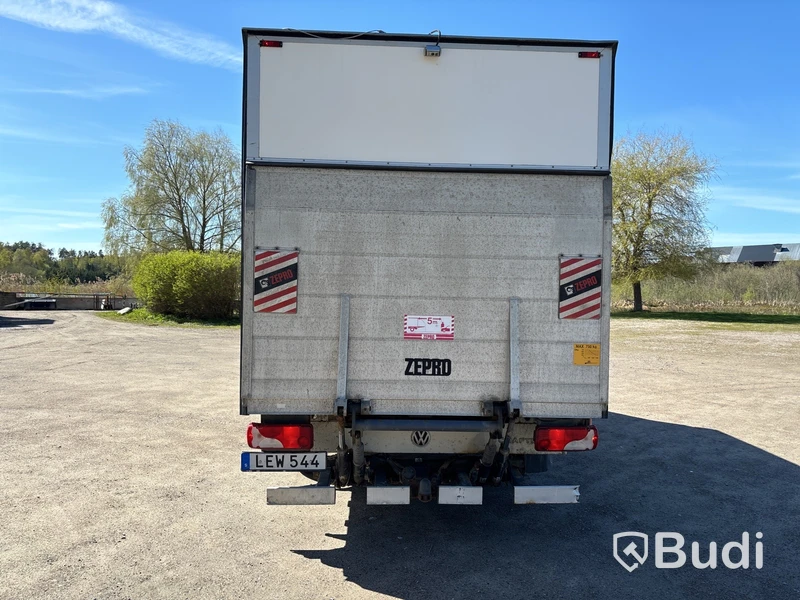 Kylbil Volkswagen Crafter 35 2.5 TDI (163hk) med bakgavellyft, - 2011