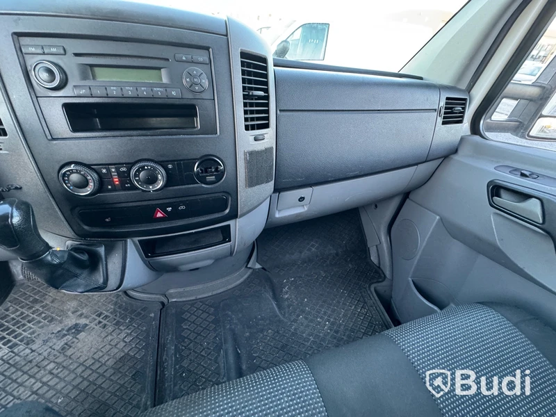 Lättlastbil Mercedes-Benz 906 Sprinter -2012 | Bakgavelslyft | Reparationsobjekt