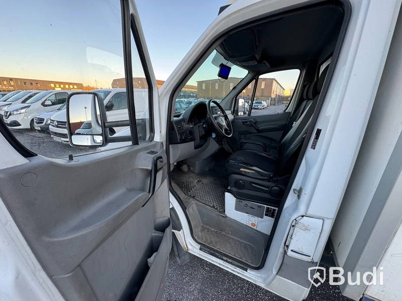Lättlastbil Mercedes-Benz 906 Sprinter -2012 | Bakgavelslyft | Reparationsobjekt