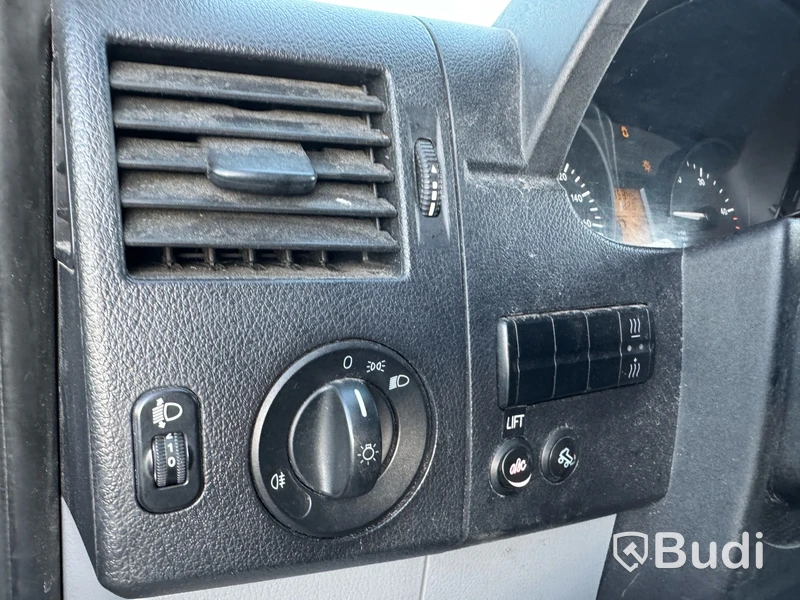Lättlastbil Mercedes-Benz 906 Sprinter -2012 | Bakgavelslyft | Reparationsobjekt
