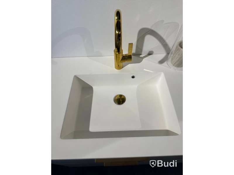 Dubbelkommod med speglar, Kvik Veda Pure Grey ord. pris. ca 17.000 kr.