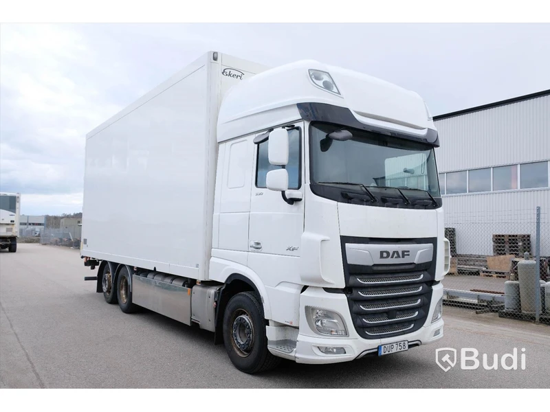 Fjärrbil DAF XF 530 6x2 | Ekeriskåp | Öppningsbarsida | Zepro