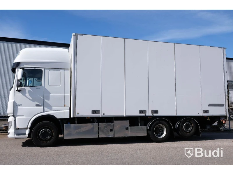 Fjärrbil DAF XF 530 FAN 6x2 -2018 | JPGS | Öppningsbarsida | Zepro