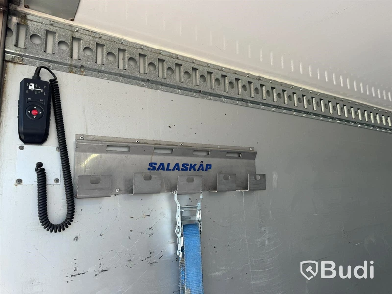 Lastbil Mercedes-Benz Actros - 2019 | Salaskåp | Zepro | VBG