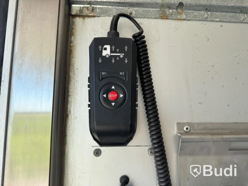 Lastbil Mercedes-Benz Actros - 2019 | Salaskåp | Zepro | VBG