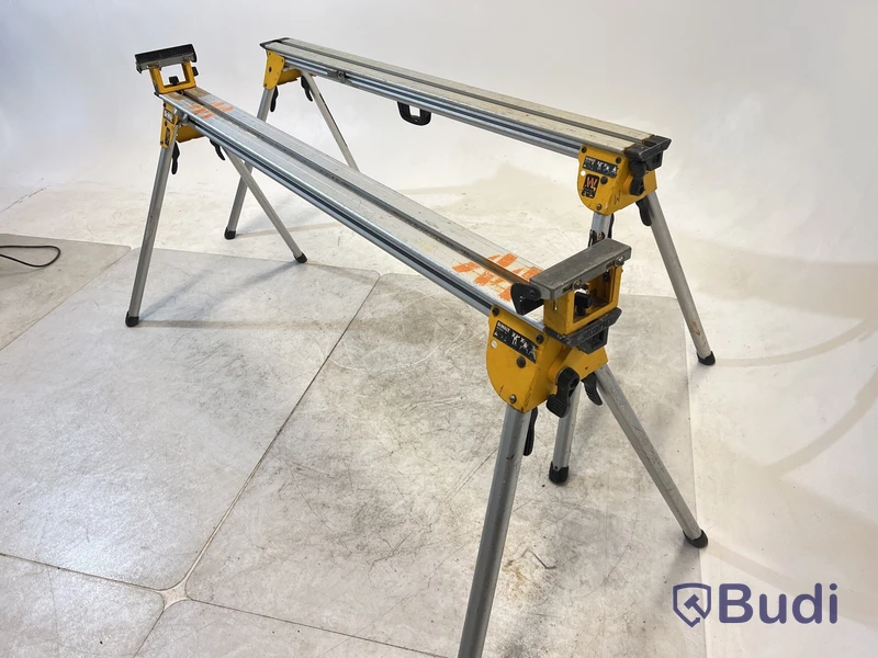 2 st. Sågbord DE7023 XJ Dewalt