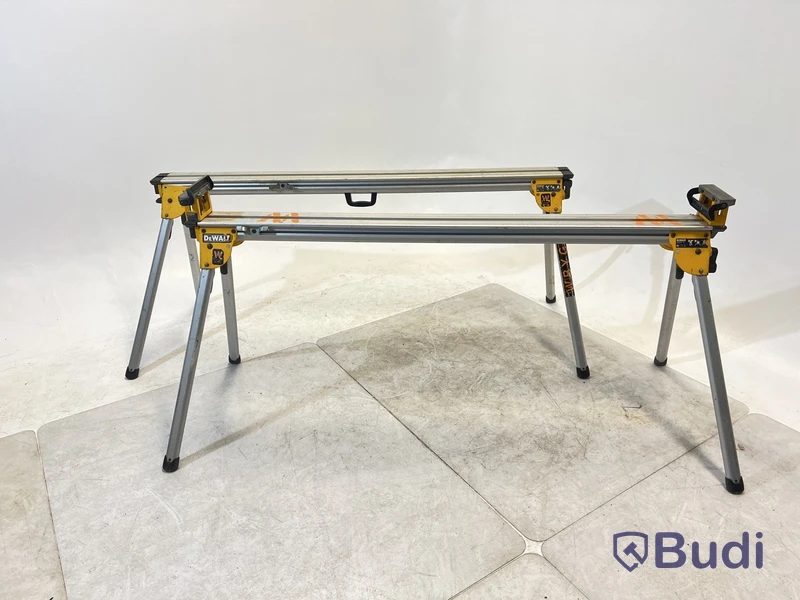 2 st. Sågbord DE7023 XJ Dewalt