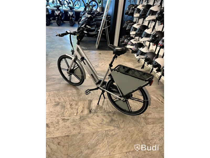 2. (NY) Lifebike DELIVERY MOVS