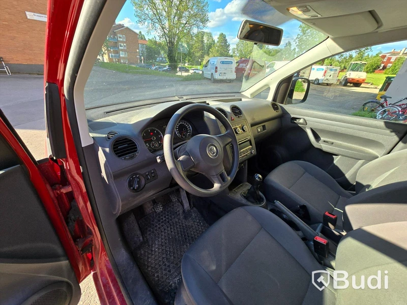 Personbil VOLKSWAGEN CADDY 2014