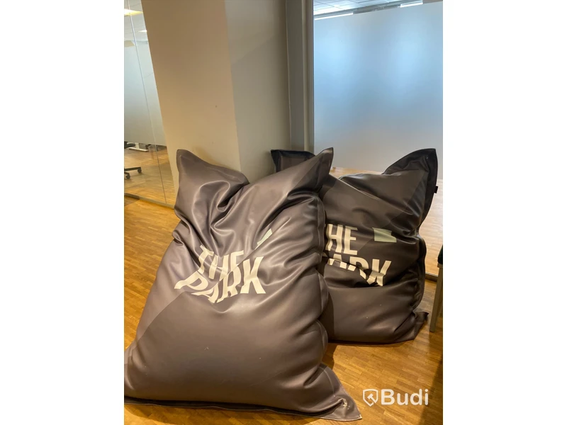 2 st. Bean bags/sittpuffar