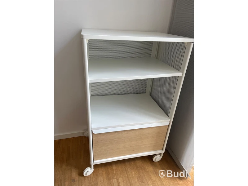 Hylla 61x102 cm