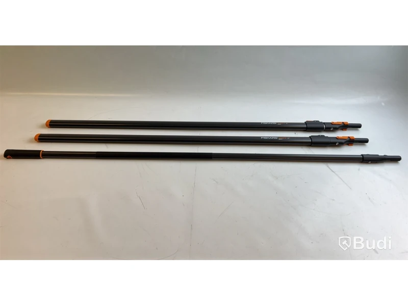 2 st. Teleskopskaft quikfit 2.4m och 1 st. Skaft quikfit Fiskars