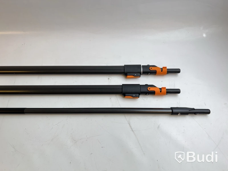 2 st. Teleskopskaft quikfit 2.4m och 1 st. Skaft quikfit Fiskars