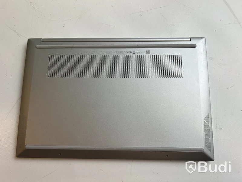 Dator HP Pavilion 15 inkl. laddare.