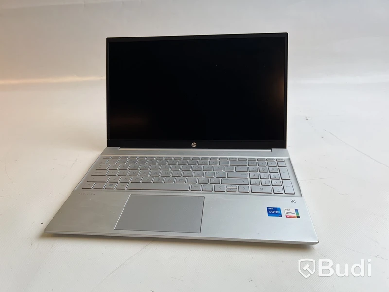 Dator HP Pavilion 15 inkl. laddare.