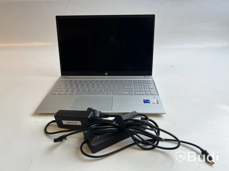 Dator HP Pavilion 15 inkl. laddare. OBS! Inget OS.