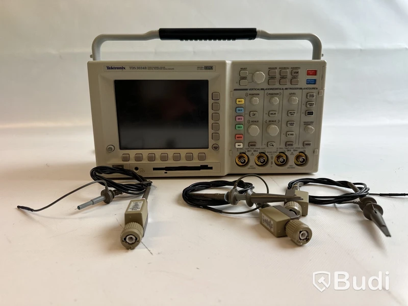 Digital Oscilloskop Tektronix TDS3034B.