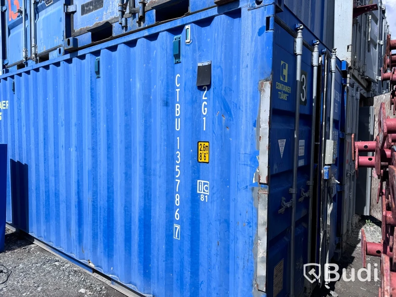 Container 20 fot, isolerad med innehåll