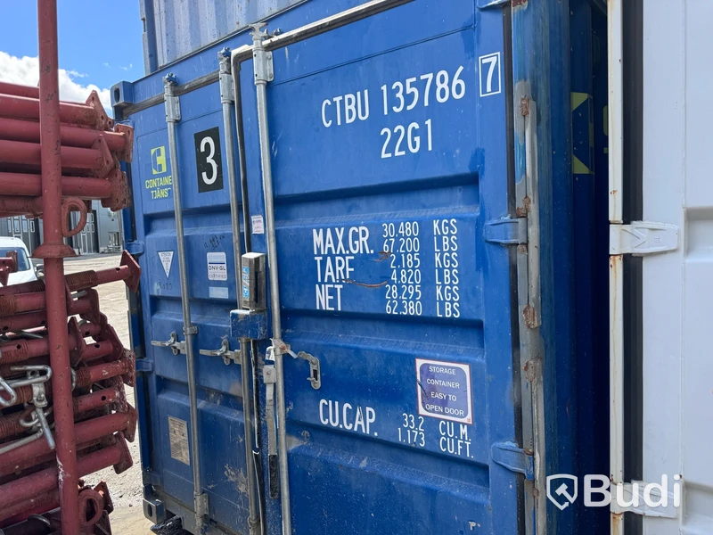 Container 20 fot, isolerad med innehåll