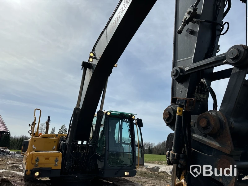 Bandgrävare Volvo EC240CL, -2008 inkl. redskap. - EXPORT