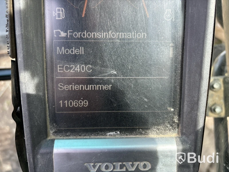 Bandgrävare Volvo EC240CL, -2008 inkl. redskap. - EXPORT