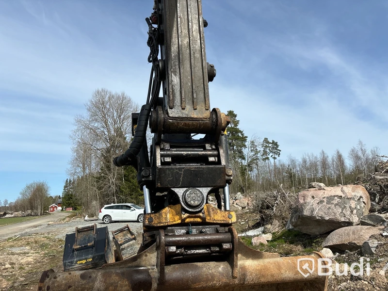 Bandgrävare Volvo EC240CL, -2008 inkl. redskap. - EXPORT