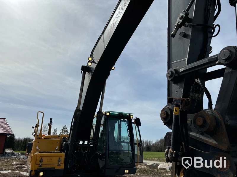 Bandgrävare Volvo EC240CL, -2008 inkl. redskap. - EXPORT