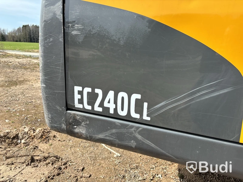 Bandgrävare Volvo EC240CL, -2008 inkl. redskap. - EXPORT