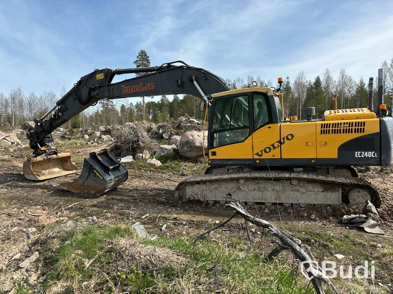 Bandgrävare Volvo EC240CL, -2008 inkl. redskap. - EXPORT