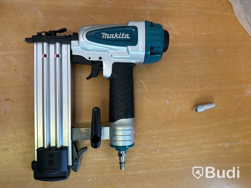 Makita spikpistol