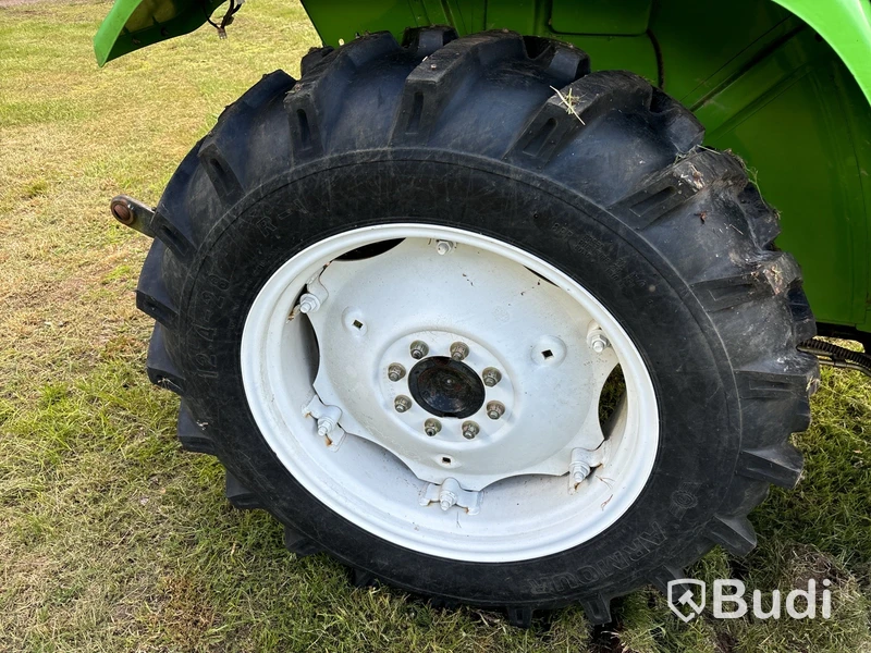 Traktor med lastare & tillbehör, Foton TB Europard 504, -2013
