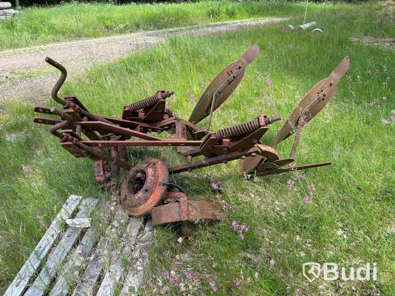 Traktor med lastare & tillbehör, Foton TB Europard 504, -2013