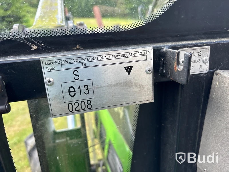 Traktor med lastare & tillbehör, Foton TB Europard 504, -2013