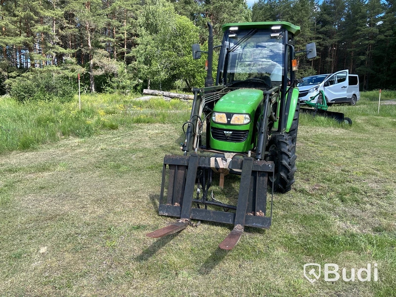Traktor med lastare & tillbehör, Foton TB Europard 504, -2013