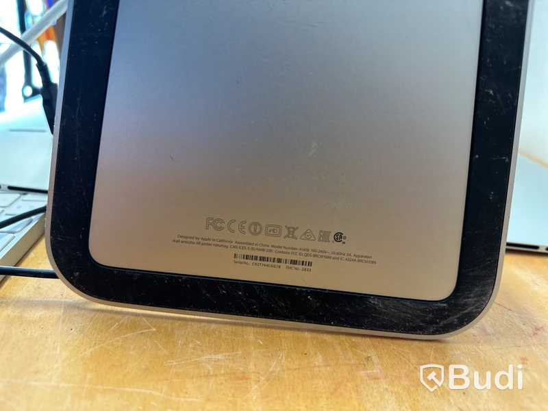 Apple iMac (Retina 4K, 21.5 tum, sent 2015)