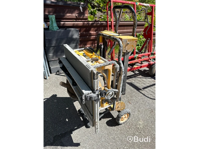 Bordscirkelsåg - Dewalt DW745-QS