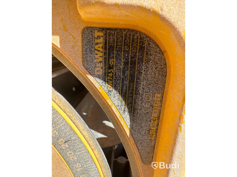 Bordscirkelsåg - Dewalt DW745-QS
