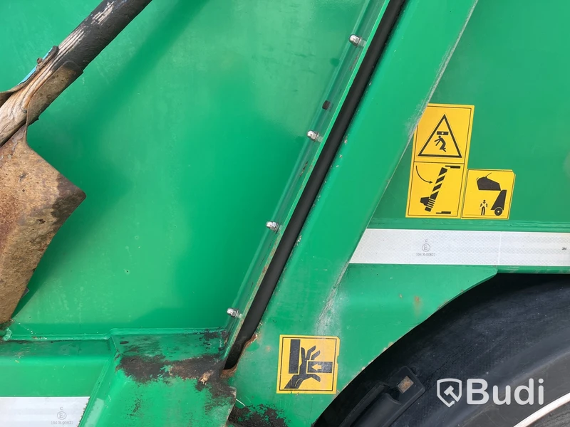 Baklastare Lastbil VOLVO FE 300 6X2 -2014 | Automat | NTM-byggnation två fack - EXPORT