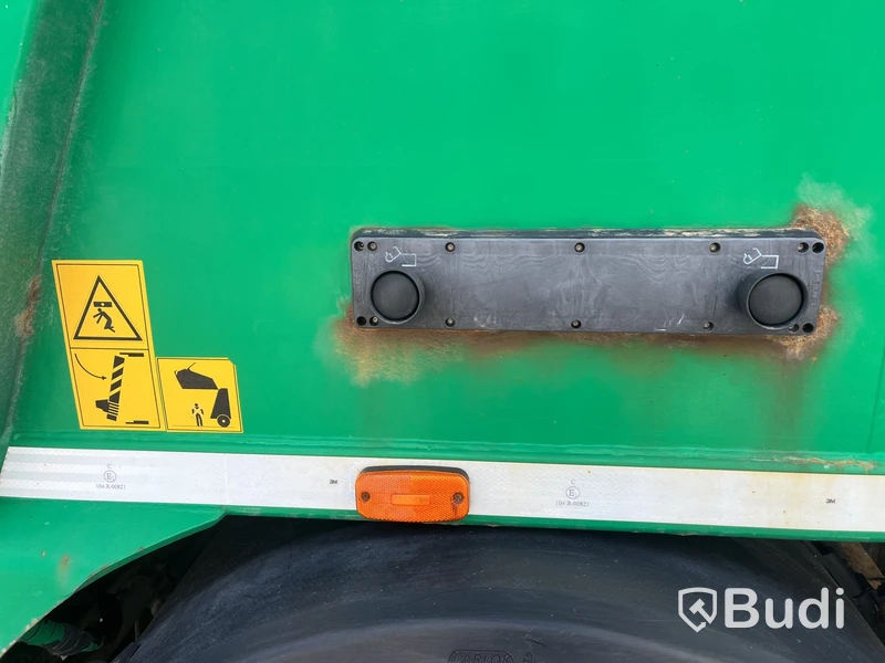 Baklastare Lastbil VOLVO FE 300 6X2 -2014 | Automat | NTM-byggnation två fack - EXPORT