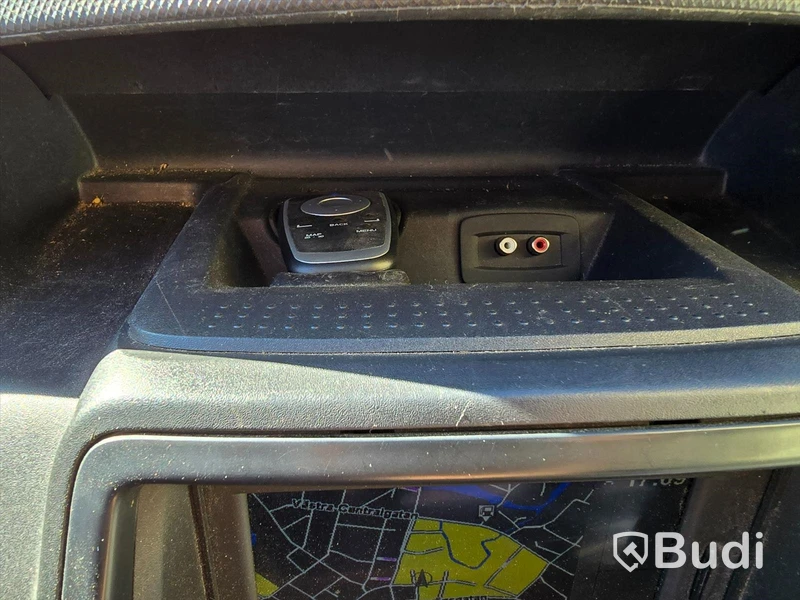 Personbil RENAULT TRAFIC, 2014